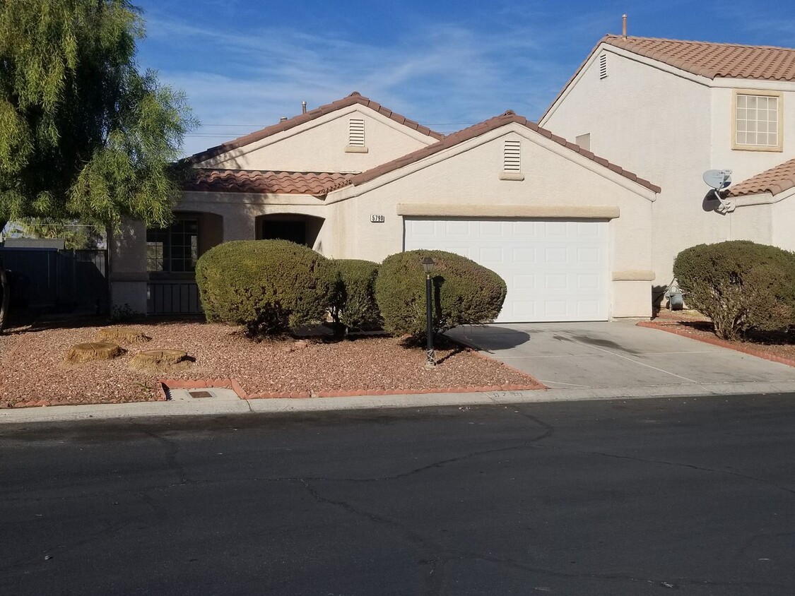 Primary Photo - 3 br, 2 bath House - 5790 DANA ROGERS