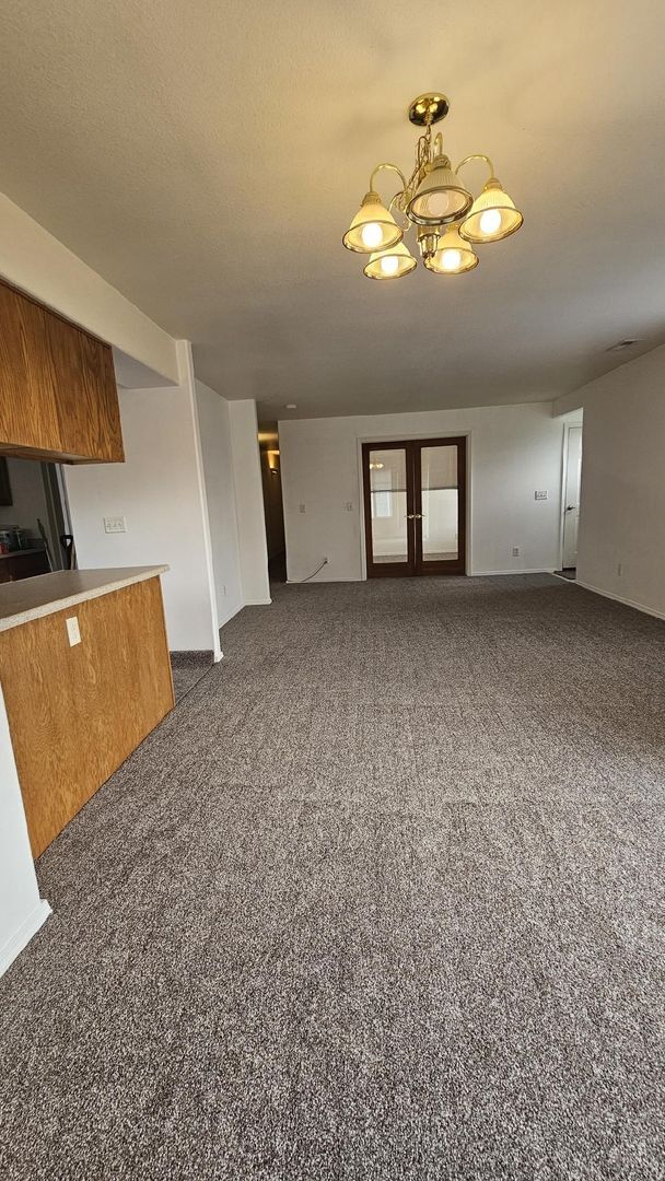 Building Photo - 3 Bedroom 2 Bathroom Bozeman Condo