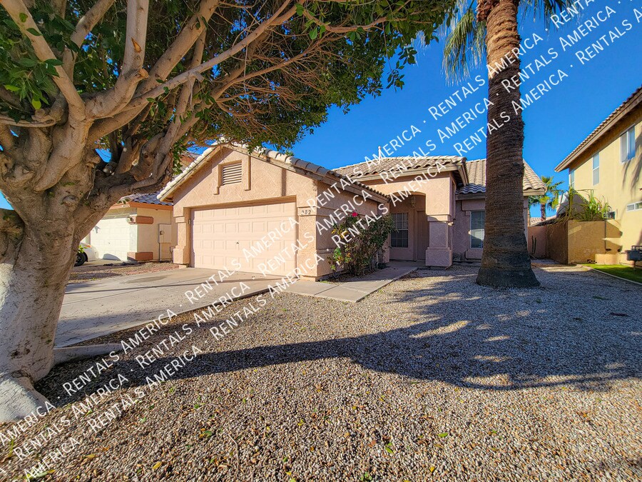 Primary Photo - 282 S Jesse St