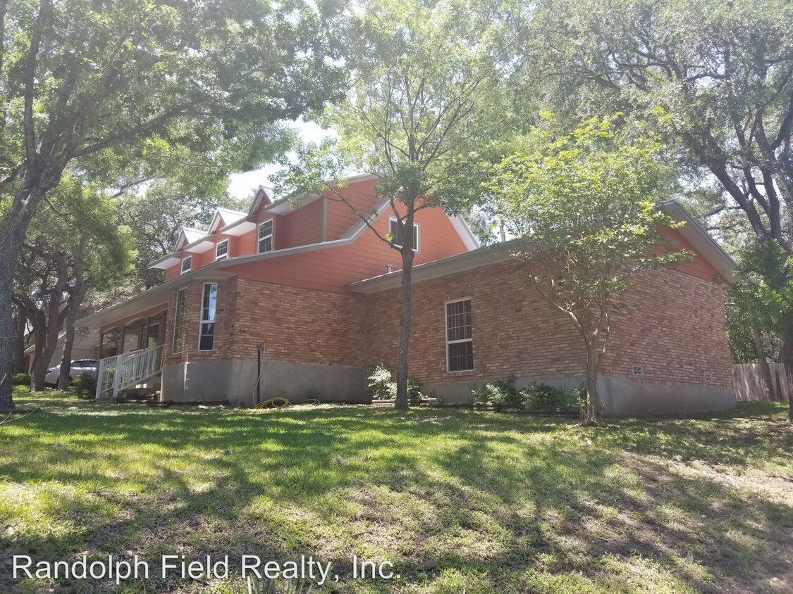Primary Photo - 4 br, 2 bath House - 2503 OLD HICKORY TRAIL