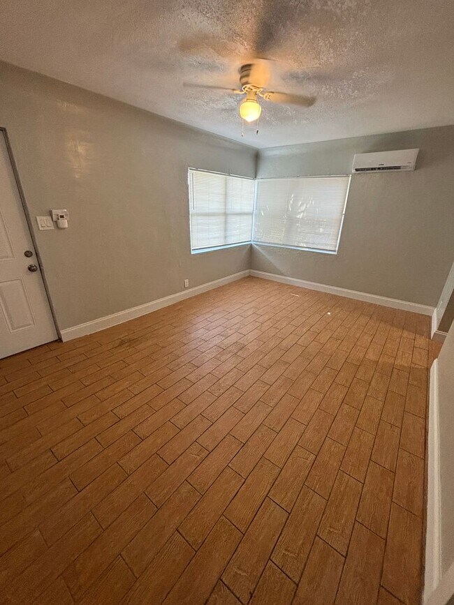 Foto del edificio - 761-763 22nd Ave S