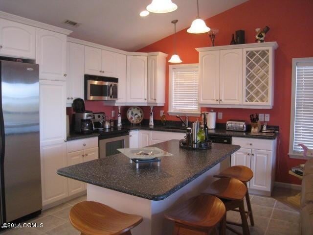 Building Photo - 6807 Emerald Dr
