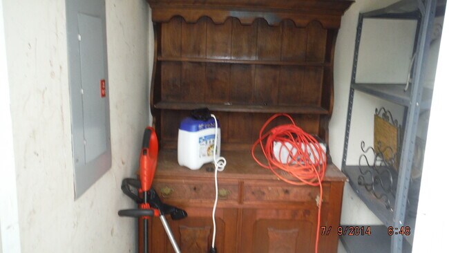 Foto del edificio - 7680 The Points Pl