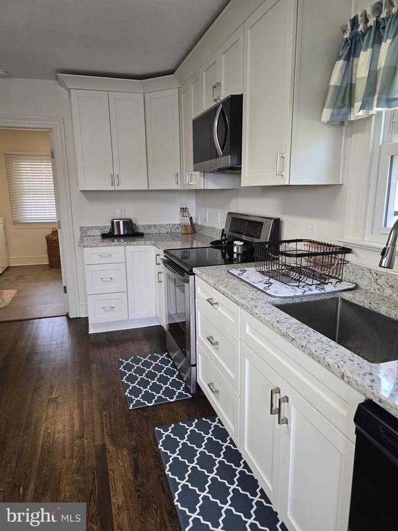 Foto del edificio - 1358 Graves Mill Rd