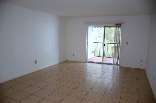 Foto del edificio - 2814 Somerset Park Dr