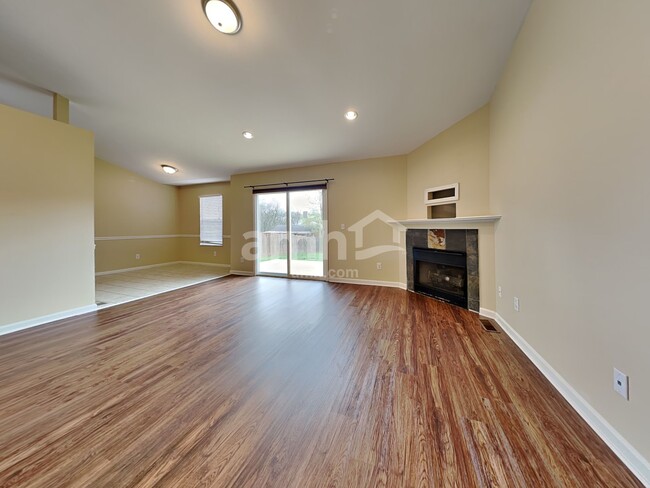 Building Photo - 1099 Cannonball Way