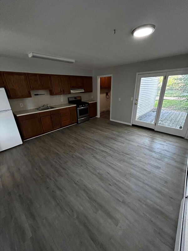 1511 Myrtle St Unit 1511, Scranton, PA 18510 Room for Rent in Scranton, PA