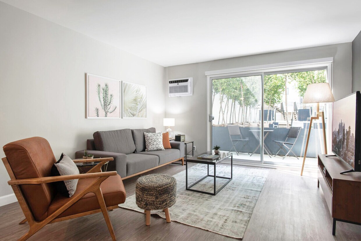 Foto principal - eight70, 870 Hilgard Ave