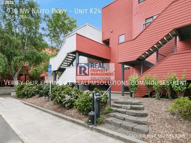 Photo - 930 NW Naito Pkwy Apartment