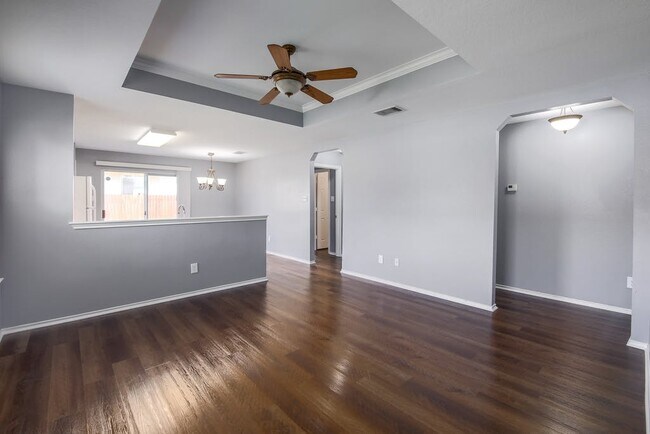 Building Photo - 5616 Brougham Way