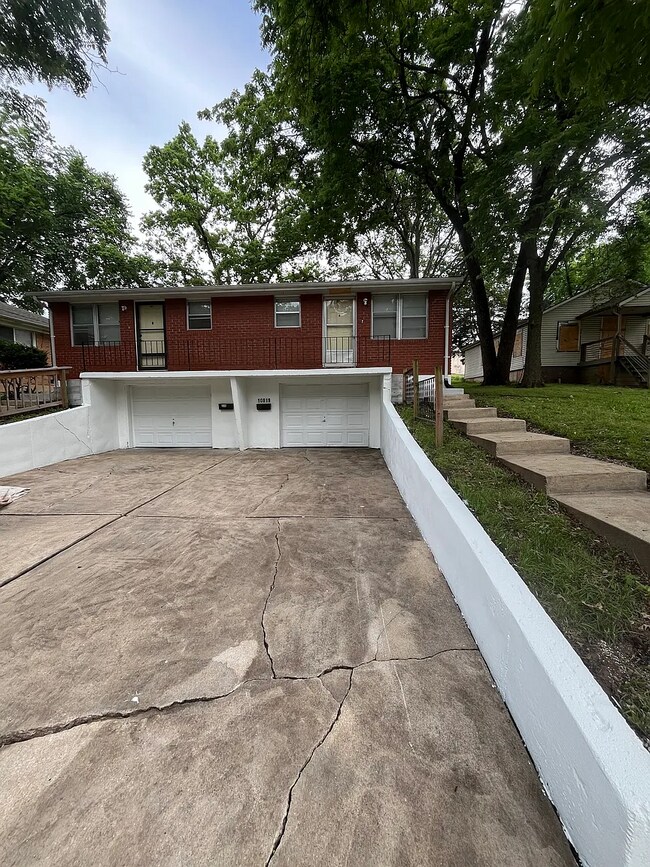 Foto del edificio - 10819 E Westport Rd