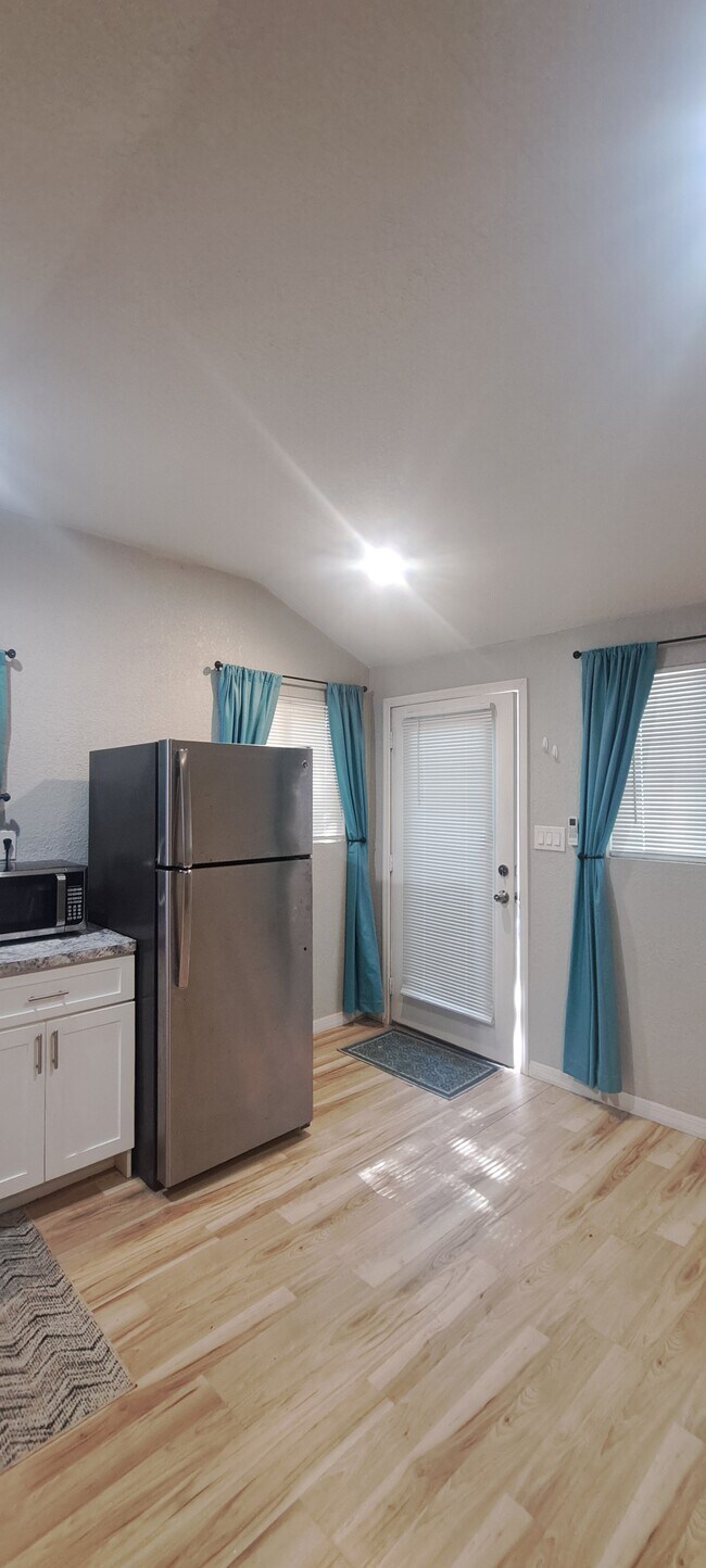 Foto del edificio - 3505 N 72nd St