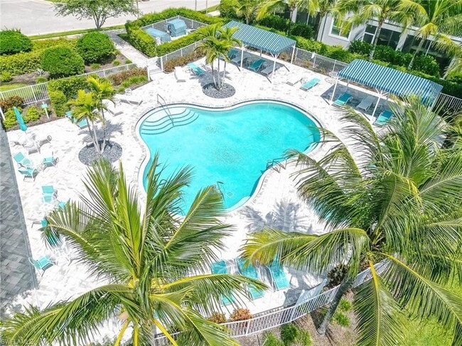 Foto del edificio - 6940 Avalon Cir