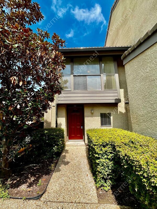 Foto del edificio - 4573 N O'Connor Rd
