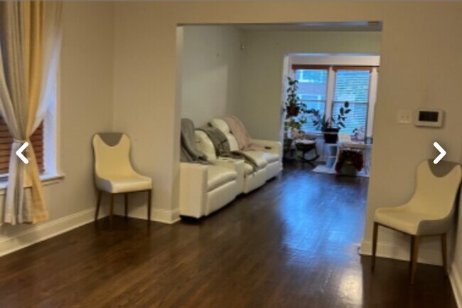 Foto del edificio - 7338 S Calumet Ave