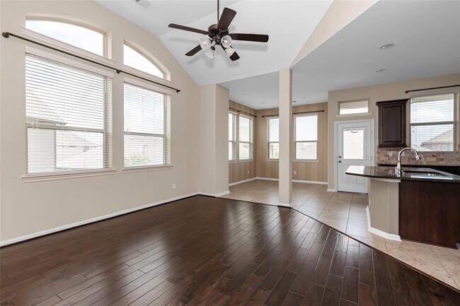 Foto del edificio - 12243 Stellano Ln