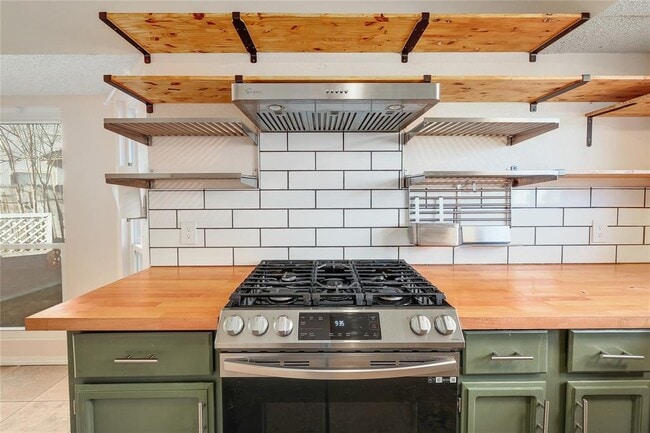 Building Photo - 17108 Northavens Cove