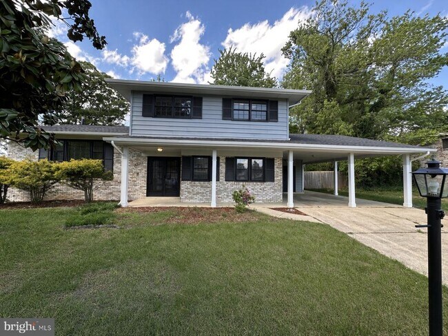Building Photo - 4904 Shopton Dr