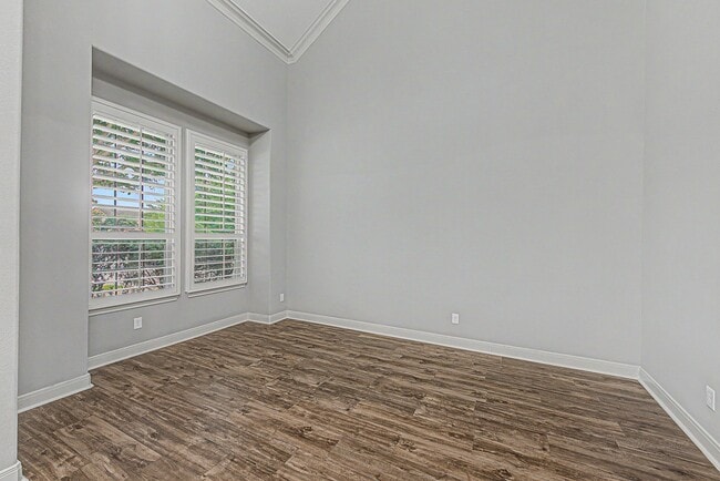 Building Photo - 17430 Aberdeenshire Dr