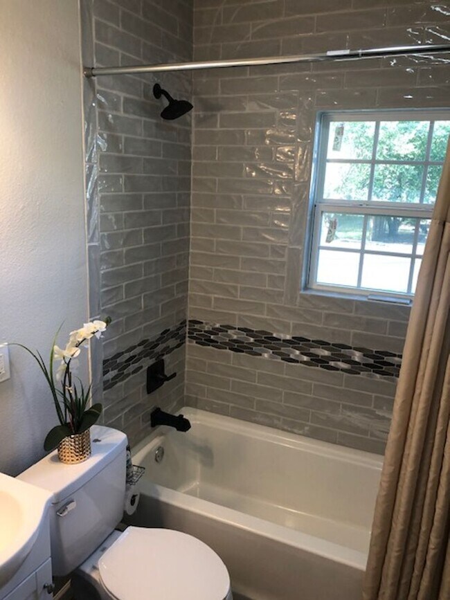 Foto del edificio - New 2 Bed, 1 Bath in Shreveport