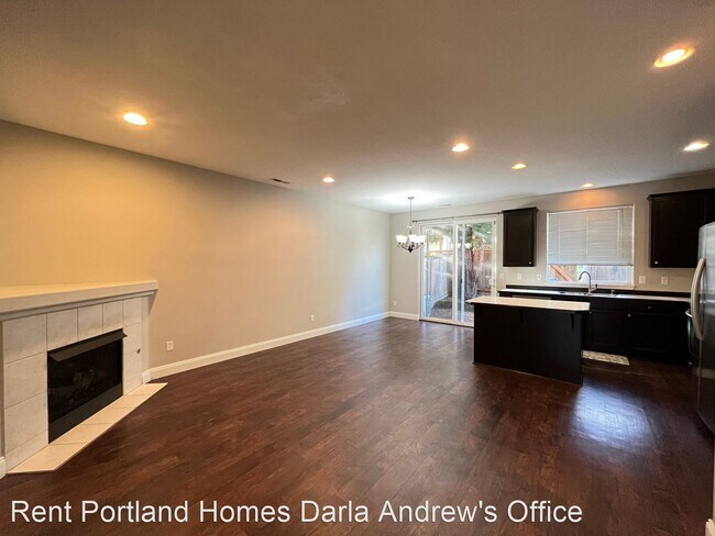 Building Photo - 3 br, 2.5 bath House - 767 SW 198th Pl