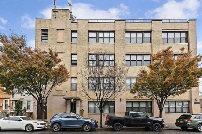 Foto del edificio - 101 Wyckoff Ave