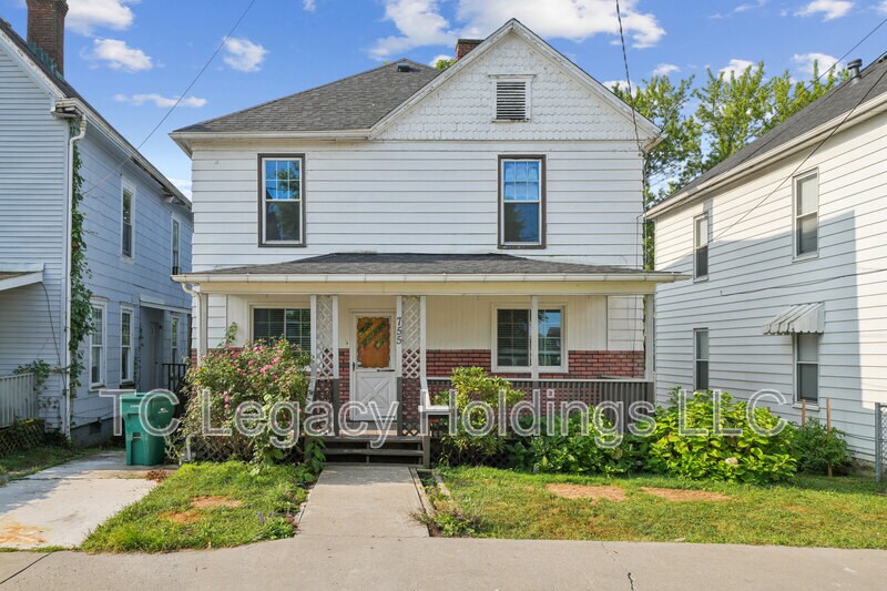 Primary Photo - 755 Locust Ave