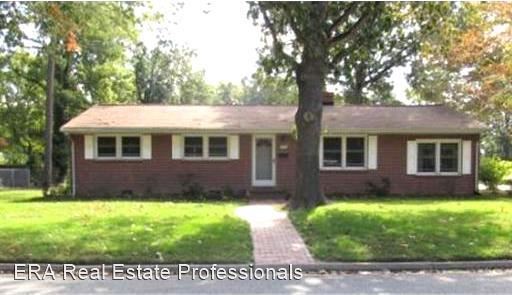 Building Photo - 3 br, 1 bath House - 12 Ivy Farms Rd