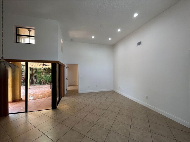 Foto del edificio - 8910 SW 4th Ln