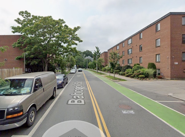 Building Photo - 222 Babcock St