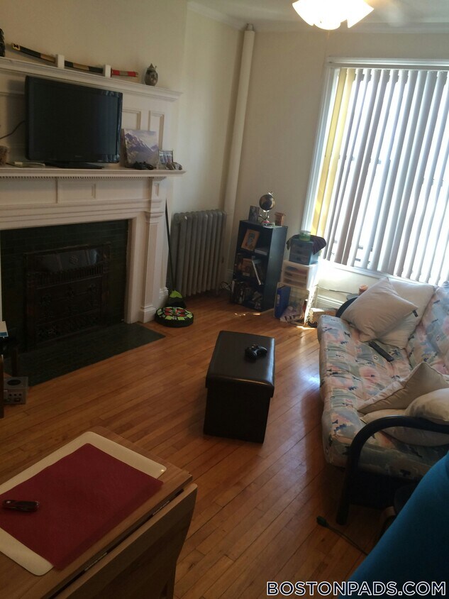 Foto principal - 441 Cambridge St