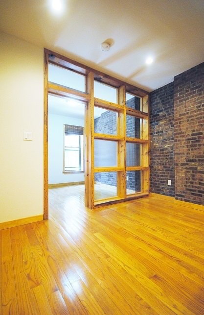 Building Photo - 108 Bayard St