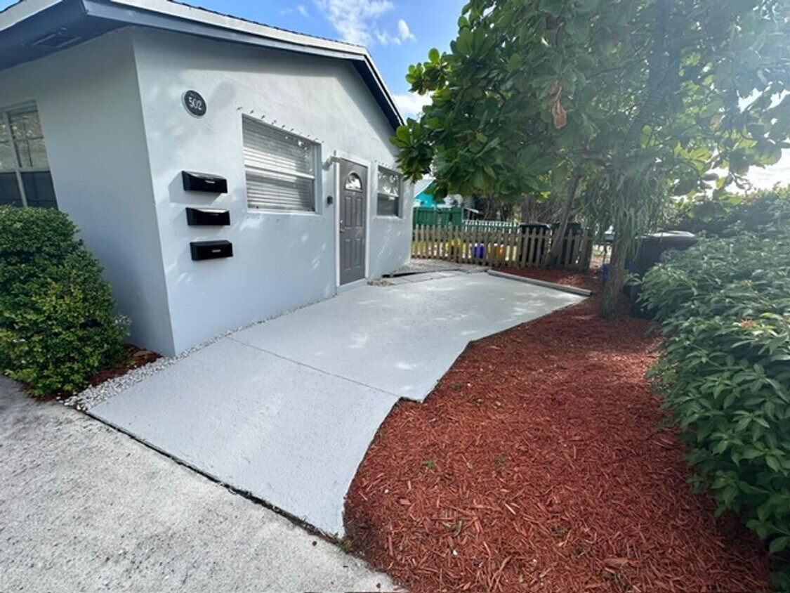 Foto principal - 502 S K St