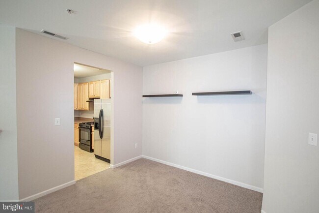 Foto del edificio - 2003 Whispering Ponds Ct