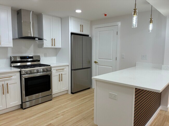 Foto del edificio - 716 11TH St