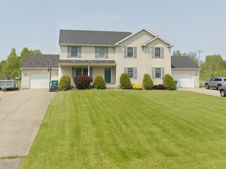 Primary Photo - 9450 Lapp Rd