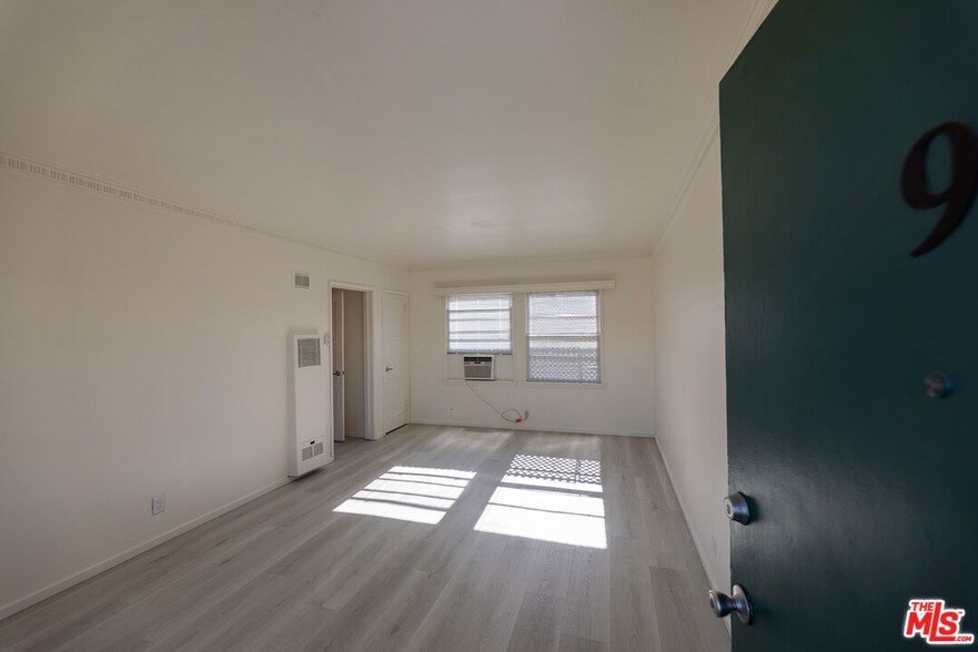 Photo - 1940 S Robertson Boulevard Unit 9