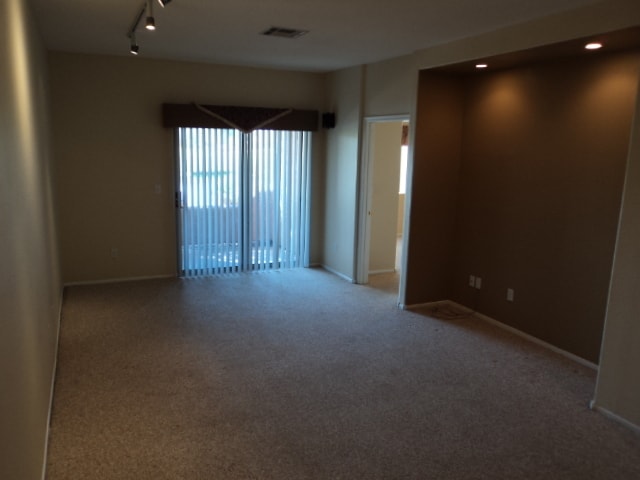 Foto del edificio - 756 Hardy Way