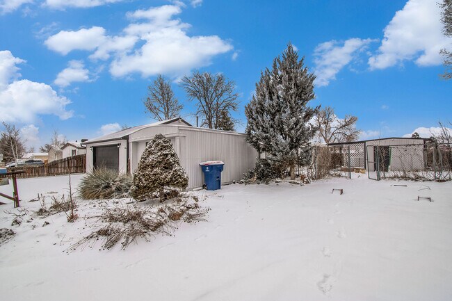 Building Photo - 1021 Glen Creighton Dr
