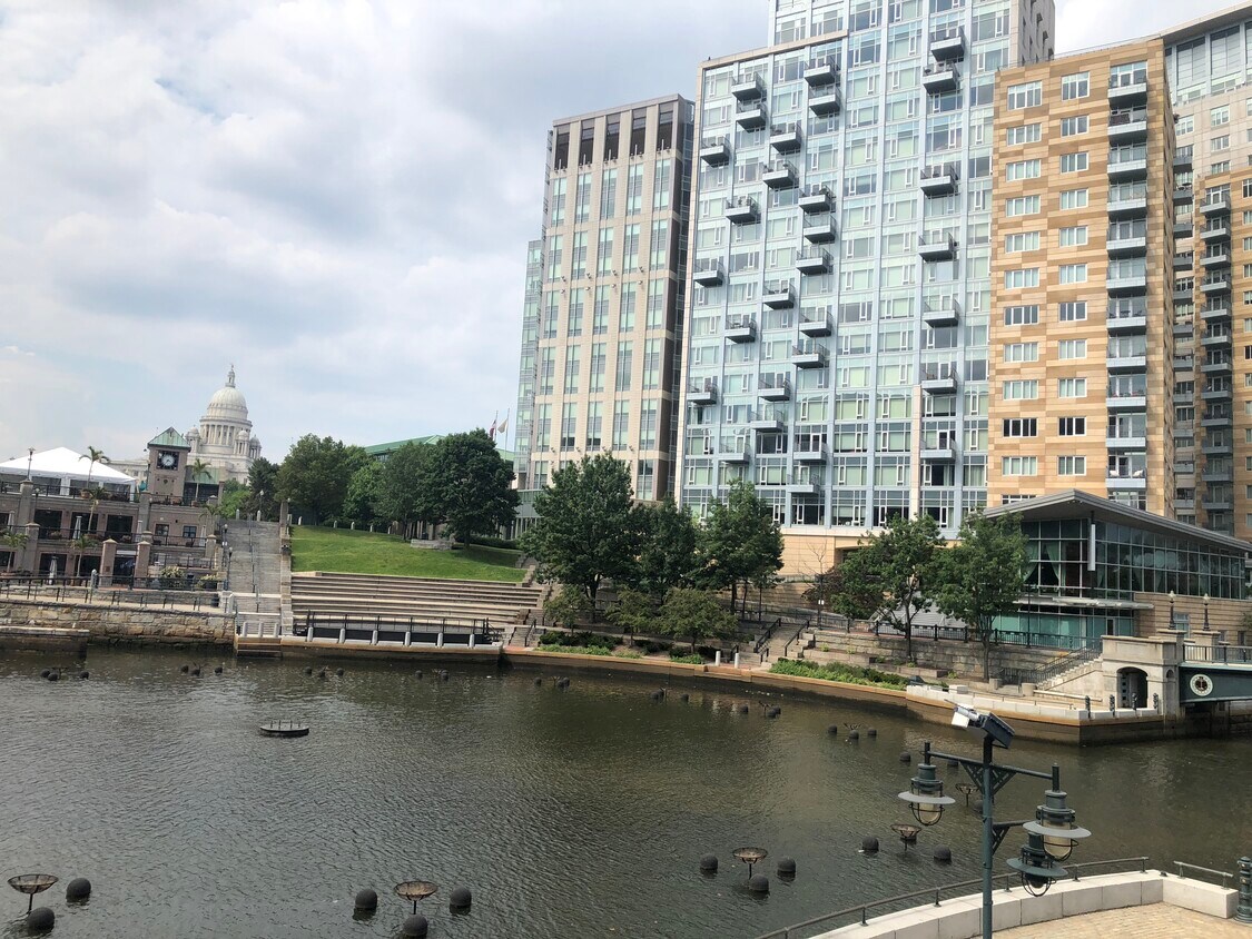 Foto principal - 100 Exchange St