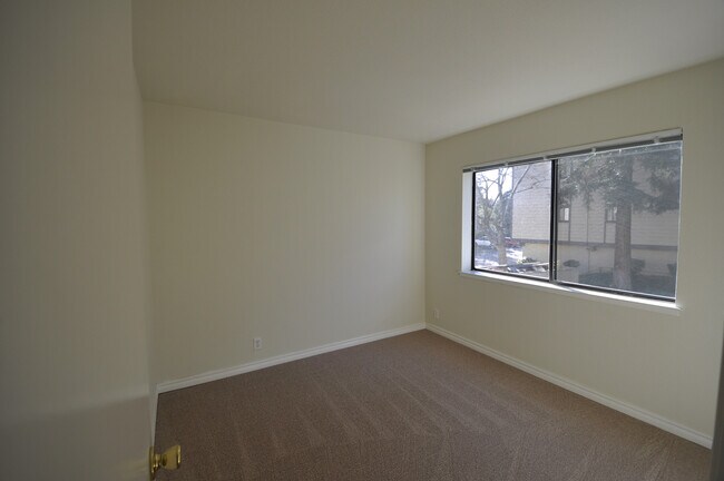 Foto del edificio - Great central SJ location near Highways 87...