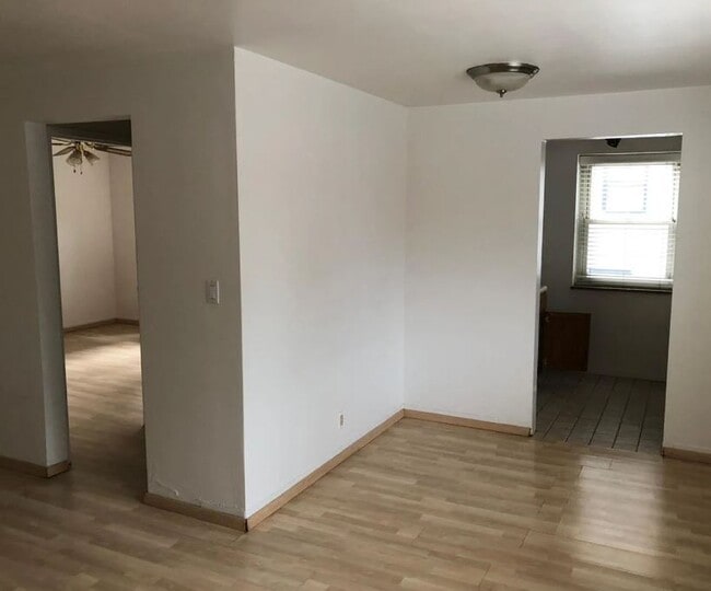 Building Photo - 5233 5th Ave