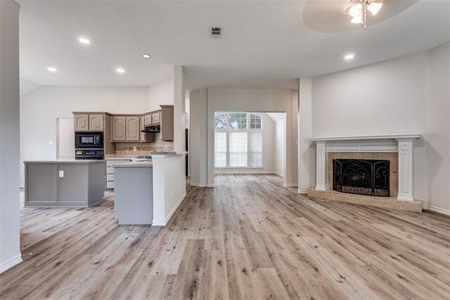 Building Photo - 529 Lochwood Dr