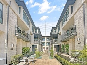 Building Photo - 2842 Via Alta Pl