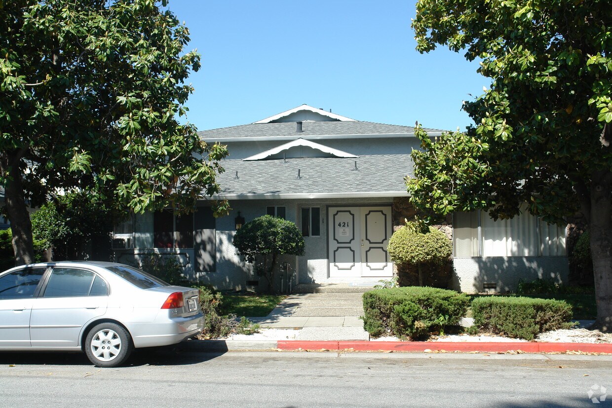 Building Photo - 421 Boynton Ave
