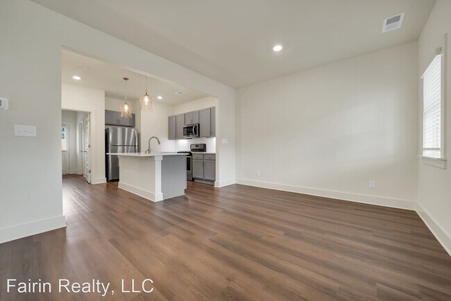 Foto del edificio - 1 br, 1 bath House - 4135 Prentice St