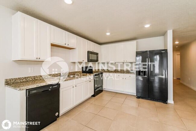 Building Photo - 10404 FLATHEAD, PARRISH, FL 34219