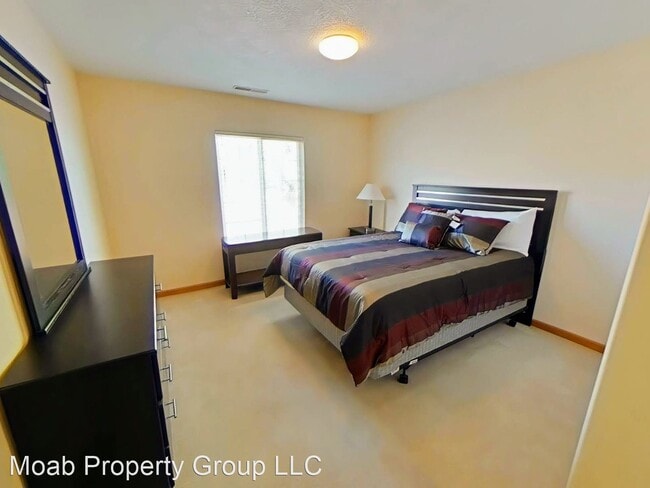 Building Photo - 3 br, 2.5 bath House - 3287 Westwater