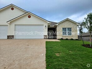 Building Photo - 131 Windmill Wy