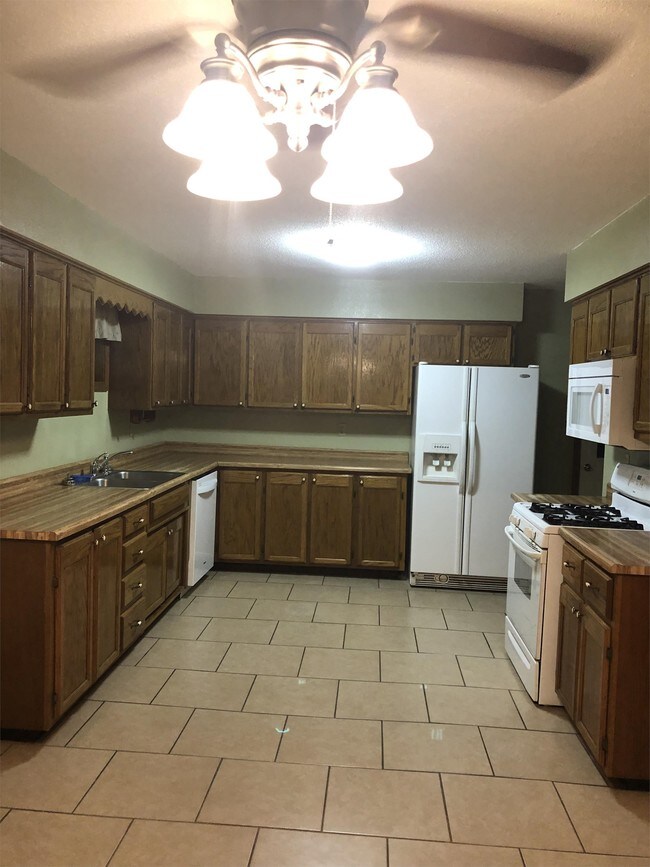 Foto del edificio - 495 Teton Ln